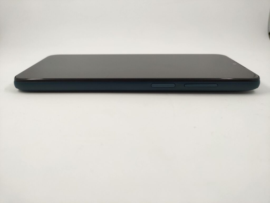 Doogee N40 Pro rechte Seite mit Fingerabdrucksensor